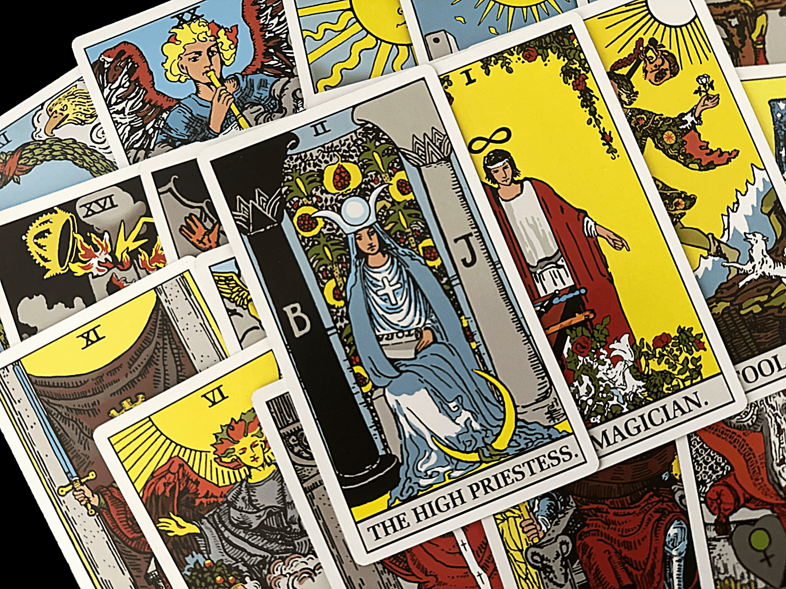 High Priestess with other Major Arcana of the classic Raider-Waite-Smith deck