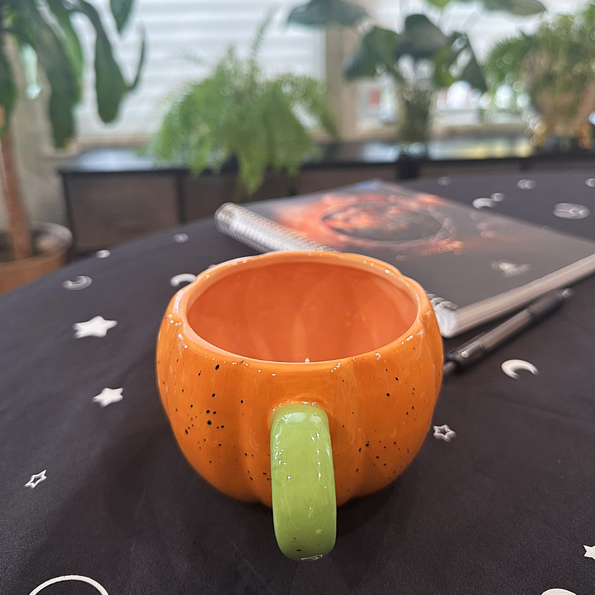 Pumpkin Mug, handle